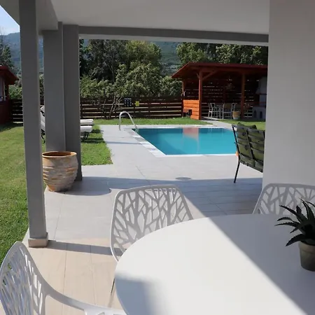 Olympus Paradise 2 *